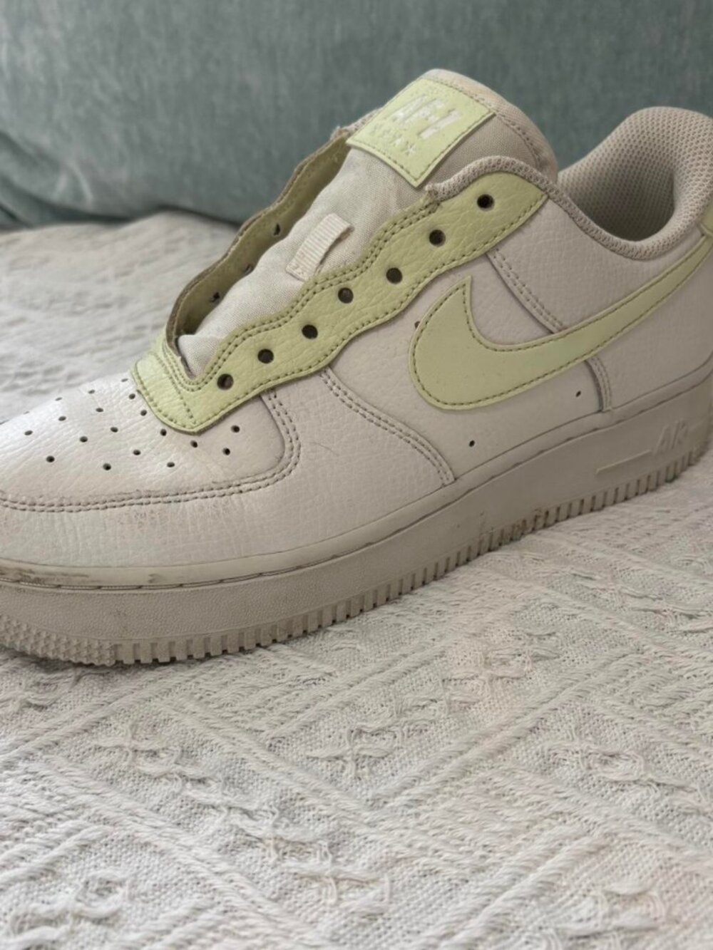 Nike Women's Cream and White Trainers